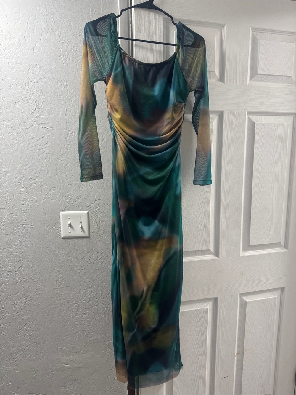 Elegant Green Multi-Color Mesh Sleeve Bodycon Dress